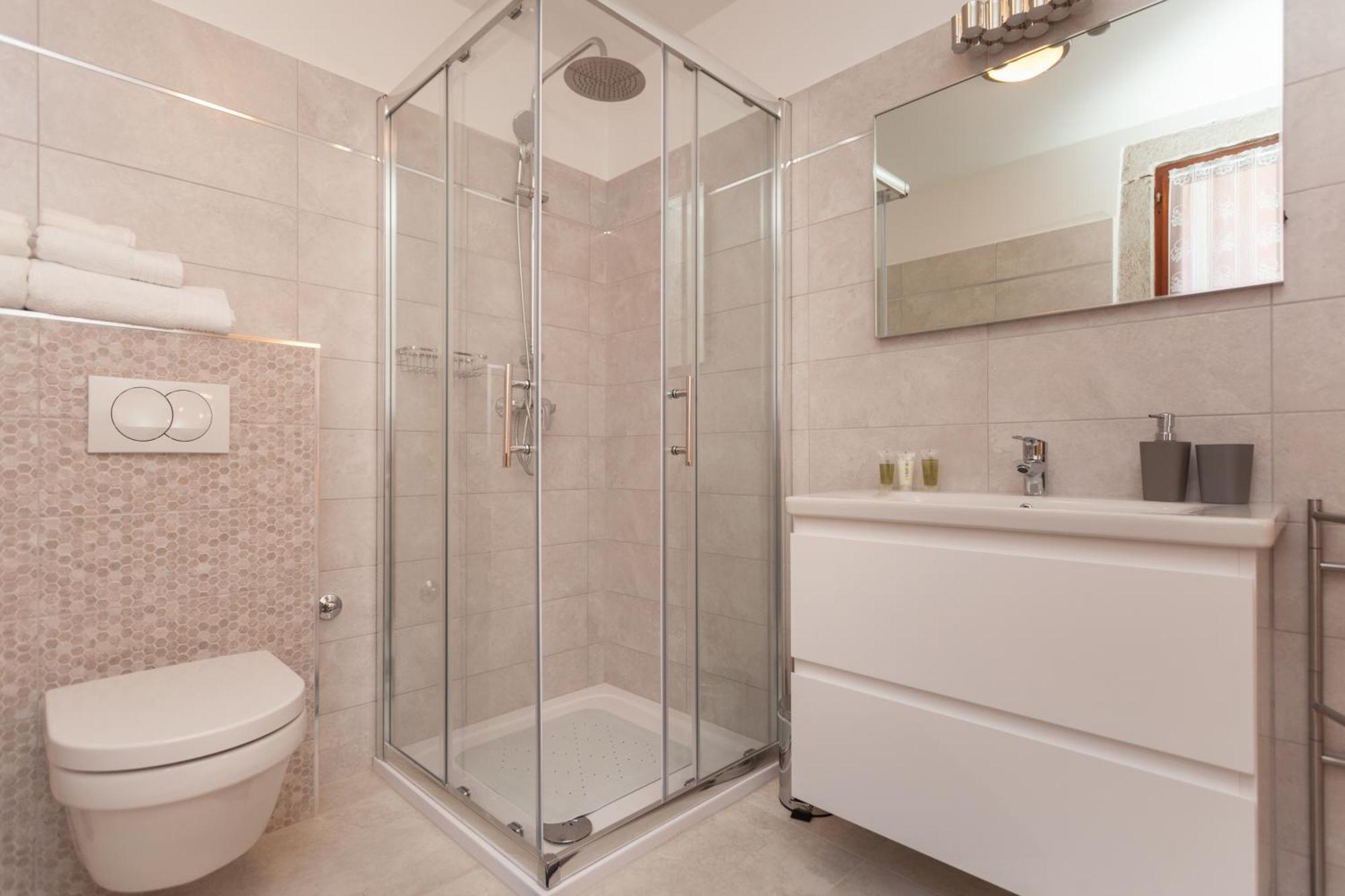 Guesthouse Casa Vittoria Ровинь Экстерьер фото