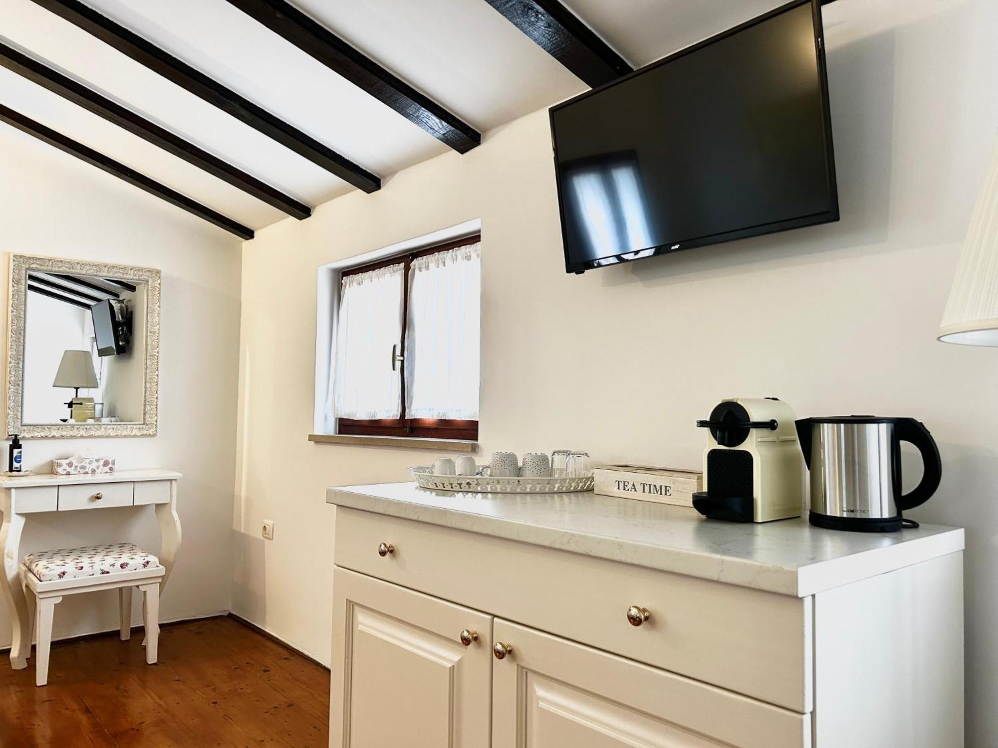 Guesthouse Casa Vittoria Ровинь Экстерьер фото