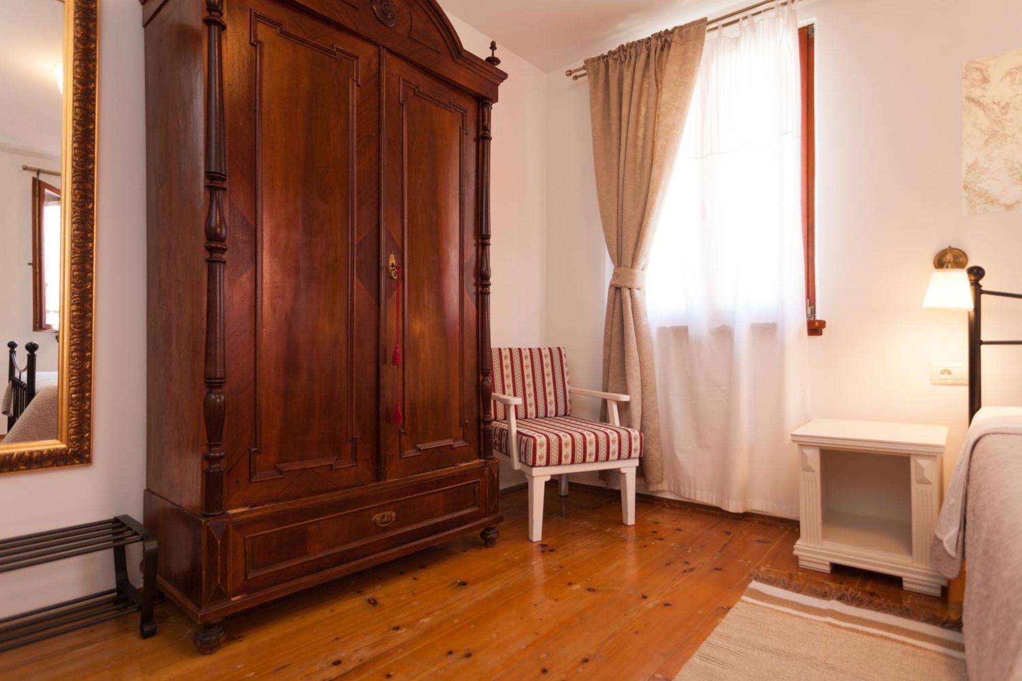 Guesthouse Casa Vittoria Ровинь Экстерьер фото