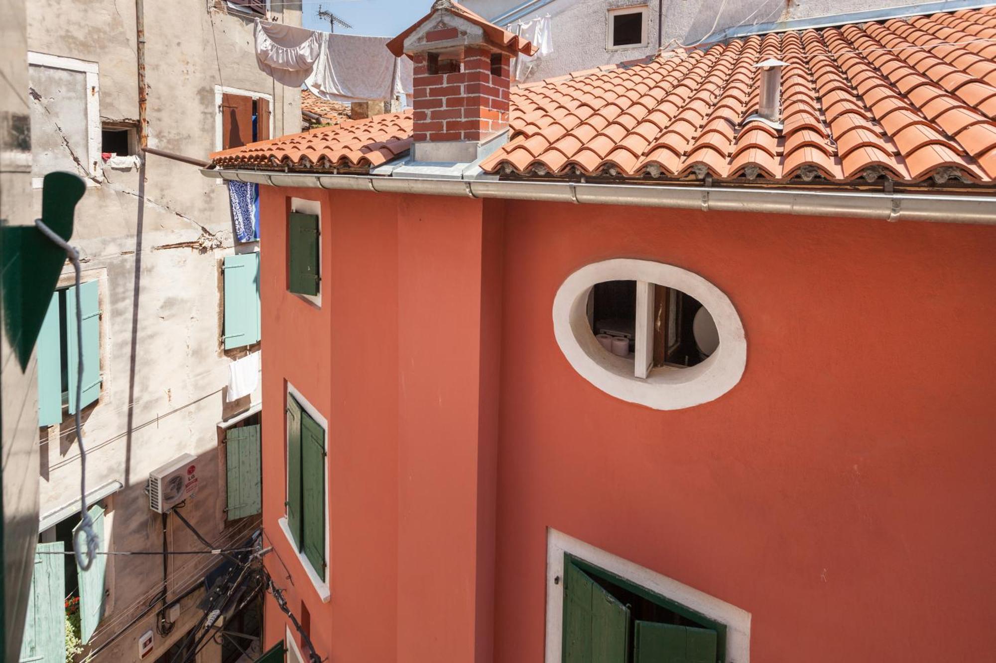 Guesthouse Casa Vittoria Ровинь Экстерьер фото