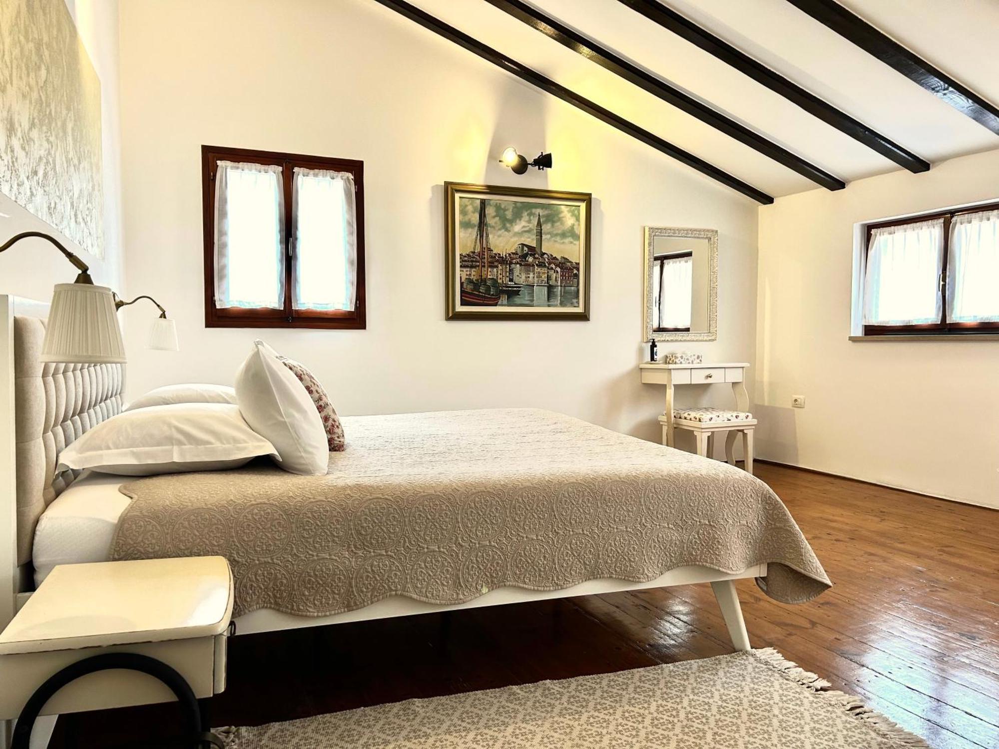 Guesthouse Casa Vittoria Ровинь Экстерьер фото